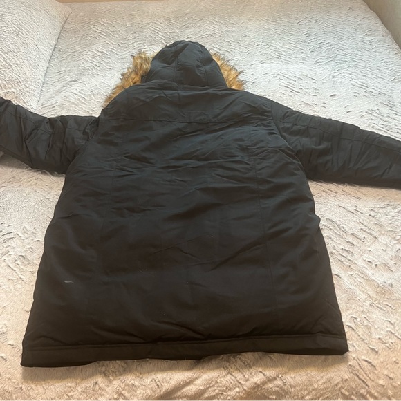 Black Faux Fur-Accent Hooded Parka - Men
Canada Weather Gear size L - Picture 7 of 16